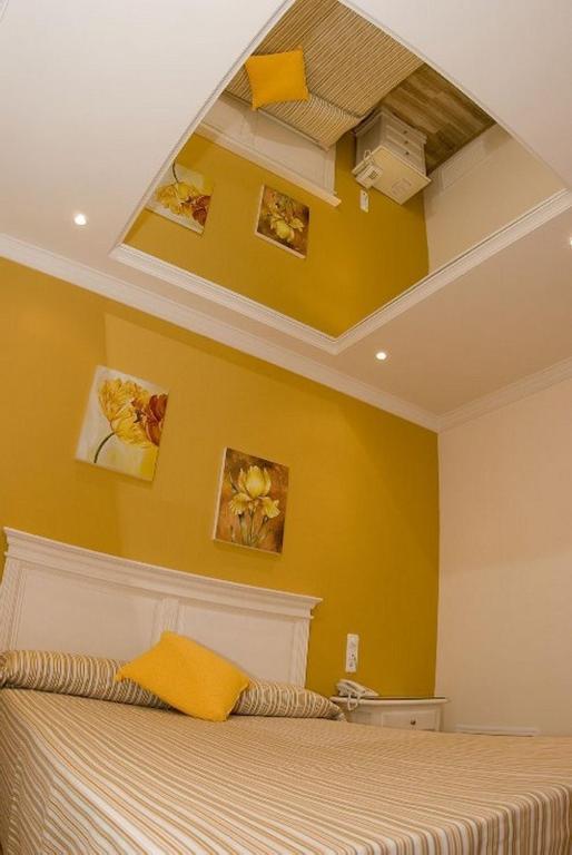 Hotel Los Girasoles Valencina de la Concepcion Room photo